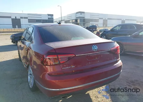 2018 Volkswagen Passat 2.0T Sel Premium z USA, uszkodzony, nr VIN 1VWCA7A36JC025493